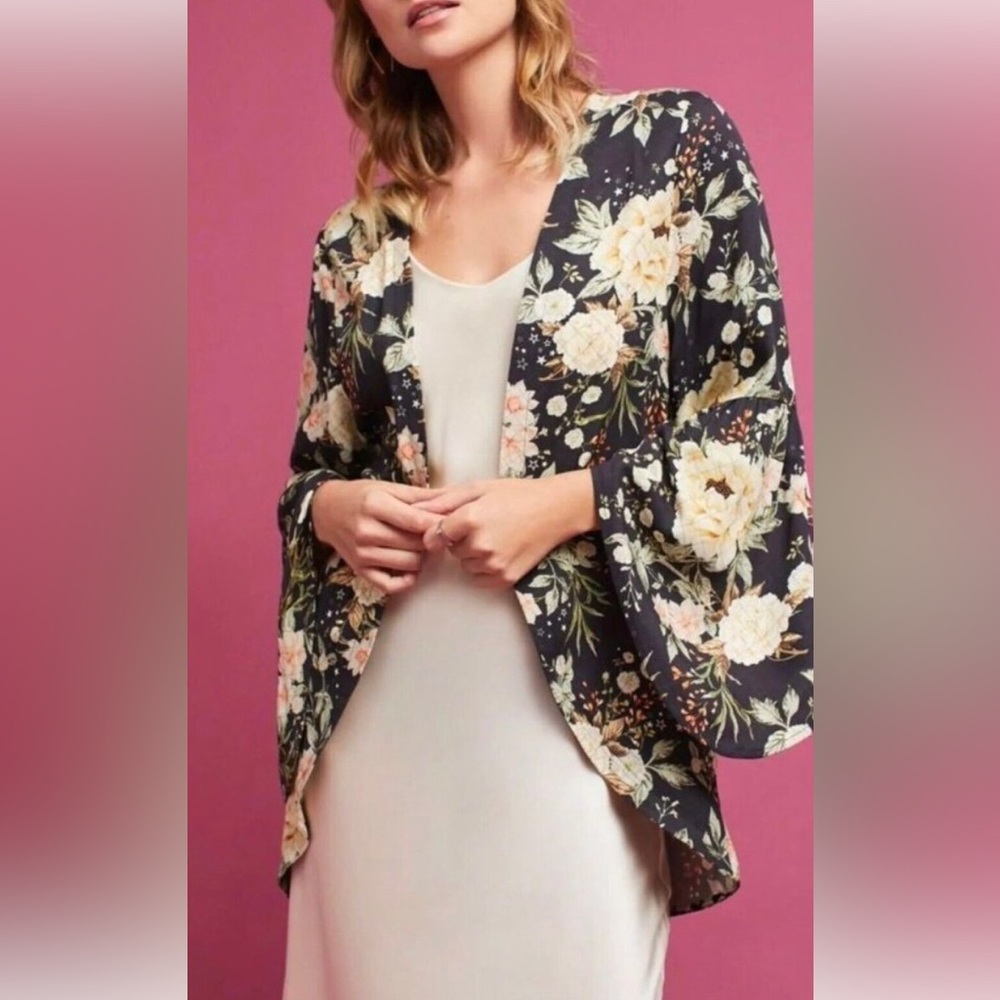 FARM Rio Boho Cardigan Kimono One Size Black Floral Bell Sleeve Viscose